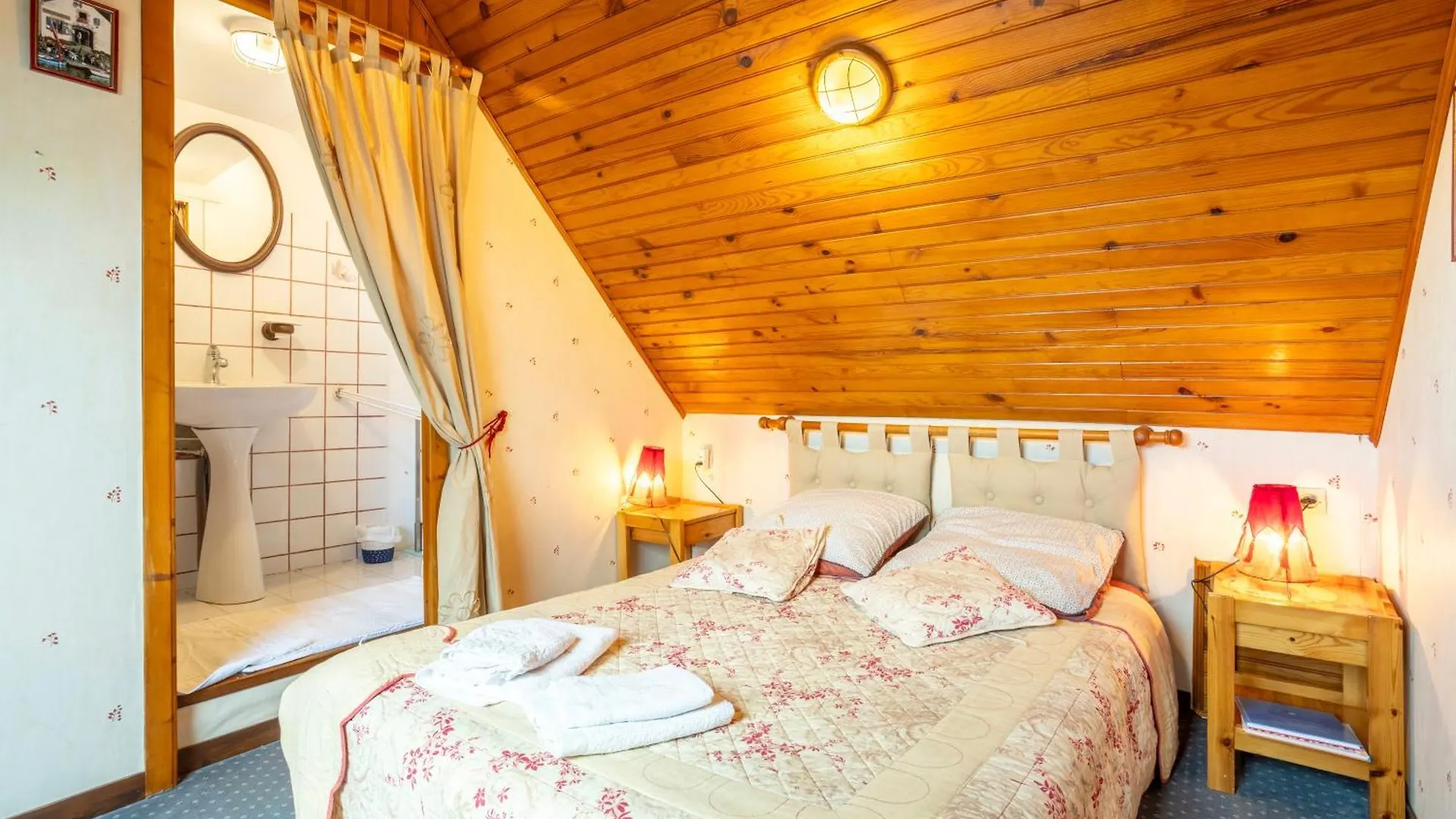 La Ferme De Sejour Du Cosquer Bed & Breakfast Beuzec-Cap-Sizun 2*,  France